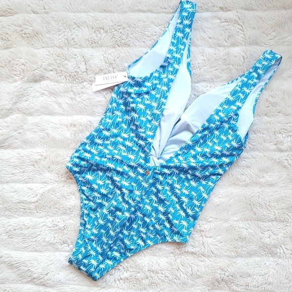 🍒NWT🍒 VS BLUE PALM ONE PIECE SWIM - Picture 5 of 6